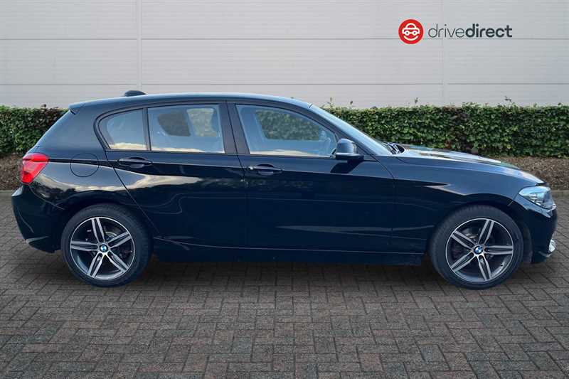 Used BMW 1 Series 2017 for sale - 76733476: Photo 2