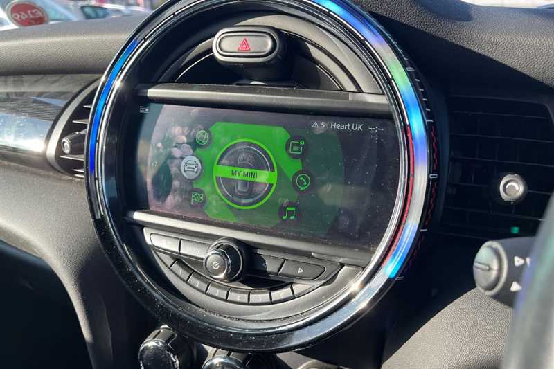 Used MINI Hatch 2018 for sale - 77944569: Photo 17