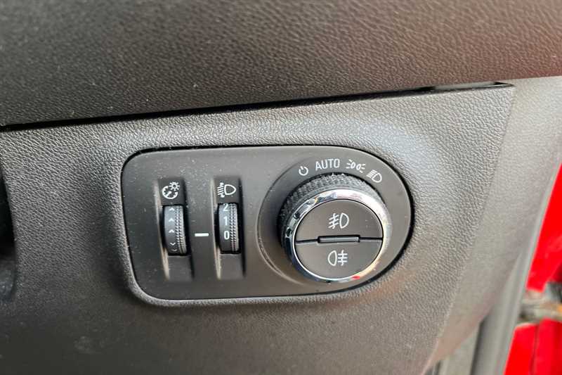 Used Vauxhall Corsa 2018 for sale - 76593831: Photo 38