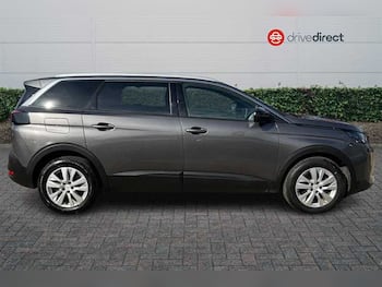 Used Peugeot 5008 2023 for sale - 79863068: Photo