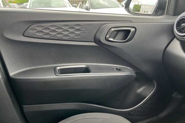 Used Hyundai i10 2024 for sale - 75591381: Photo 39