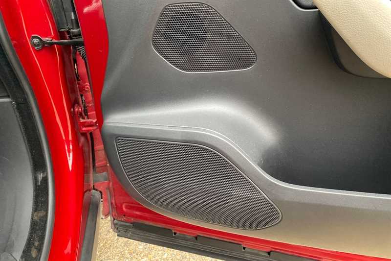 Used Jaguar F-Pace for sale - 76462685: Photo 27