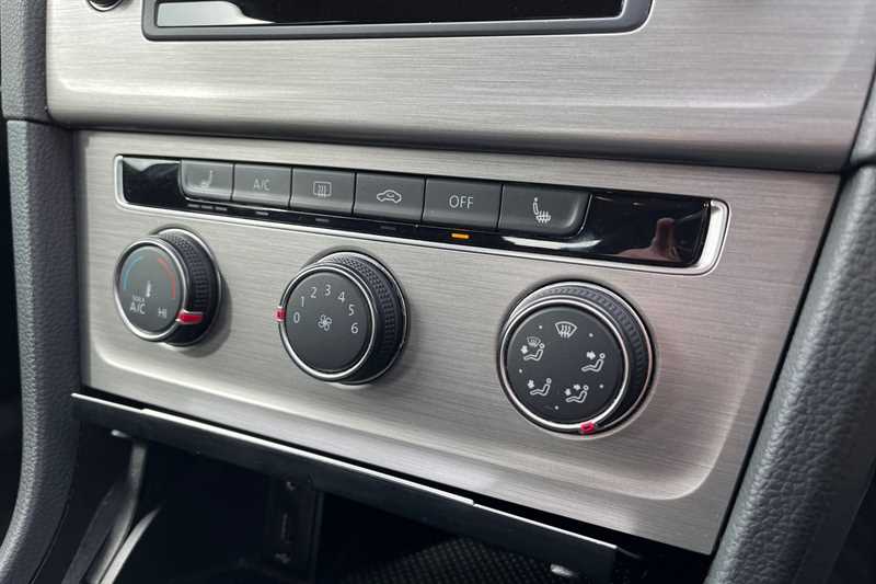 Used Volkswagen Golf 2016 for sale - 77929845: Photo 15