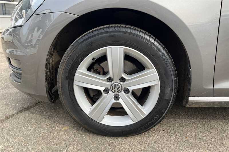 Used Volkswagen Golf 2016 for sale - 77929845: Photo 9