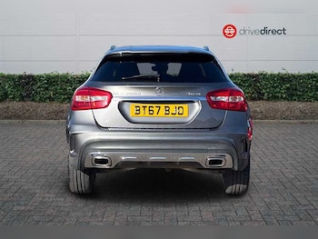 Used Mercedes-Benz GLA 2017 for sale - 77773117: Photo