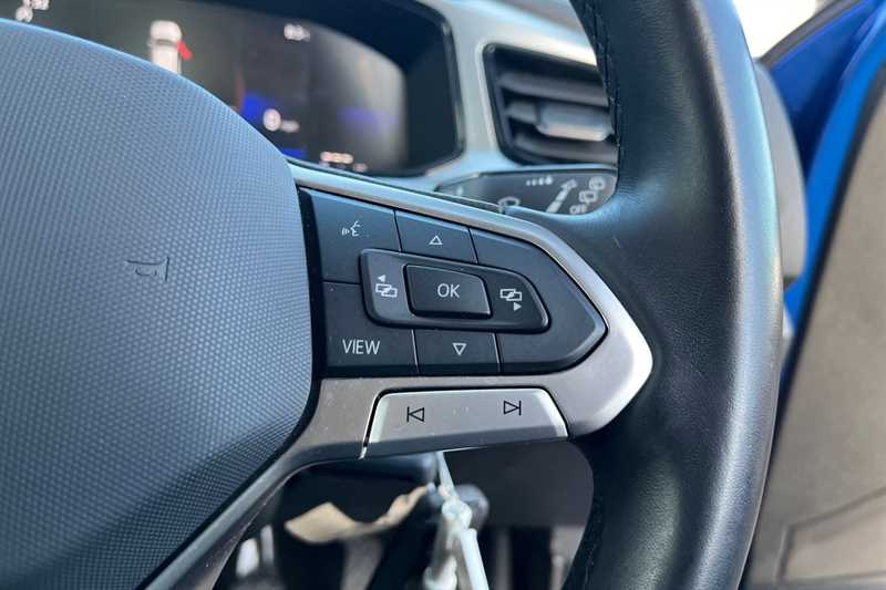 Used Volkswagen T-Roc 2024 for sale - 77915090: Photo 22