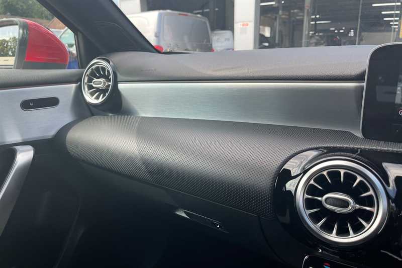 Used Mercedes-Benz A-Class for sale - 76756263: Photo 39