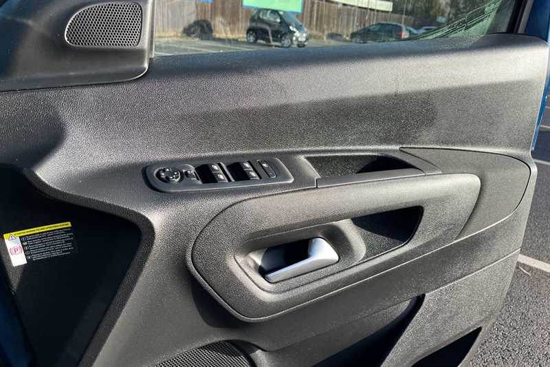 Used Vauxhall Combo Life 2021 for sale - 77567023: Photo 16