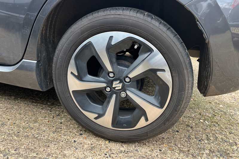 Used Suzuki Swift 2024 for sale - 77374879: Photo 9