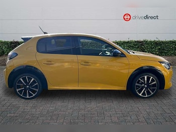 Used Peugeot 208 2022 for sale - 77317458: Photo