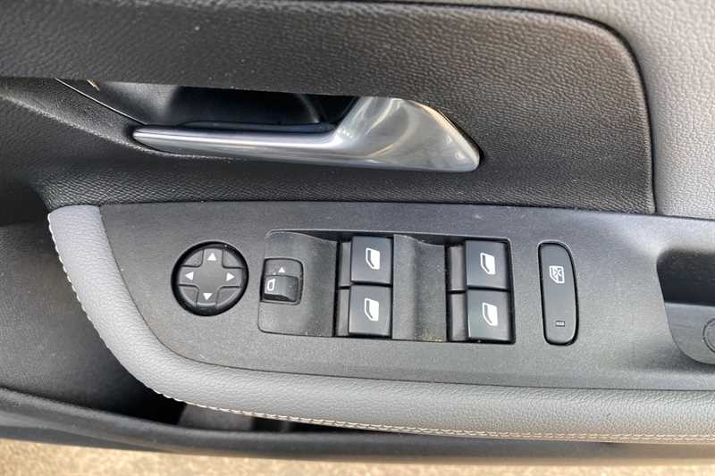 Used Vauxhall Mokka 2022 for sale - 77375037: Photo 16