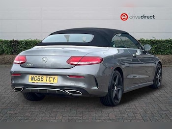 Used Mercedes-Benz C Class 2016 for sale - 77929778: Photo