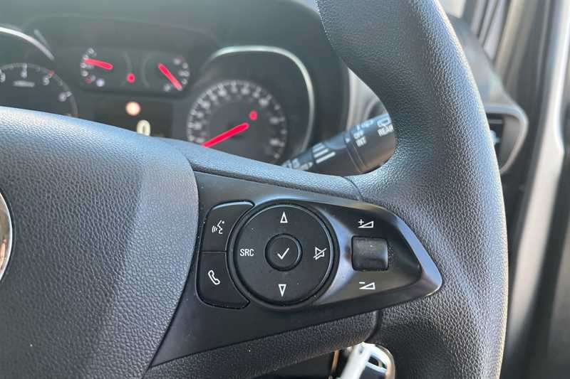 Used Vauxhall Combo Life 2019 for sale - 76876497: Photo 22