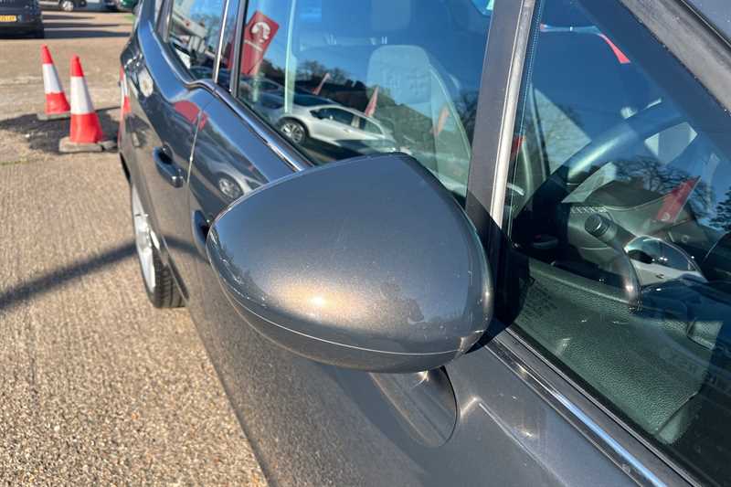 Used Vauxhall Meriva 2015 for sale - 78160671: Photo 34