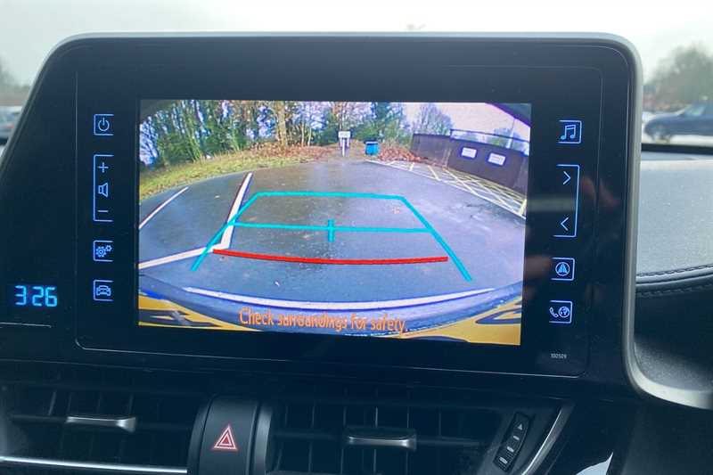 Used Toyota C-HR 2018 for sale - 77711996: Photo 19