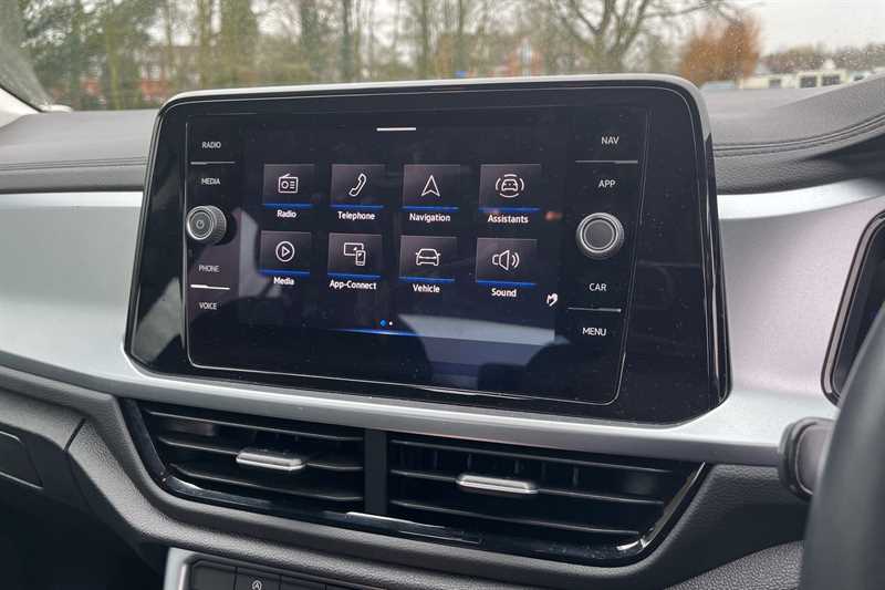 Used Volkswagen T-Roc 2023 for sale - 77812106: Photo 17