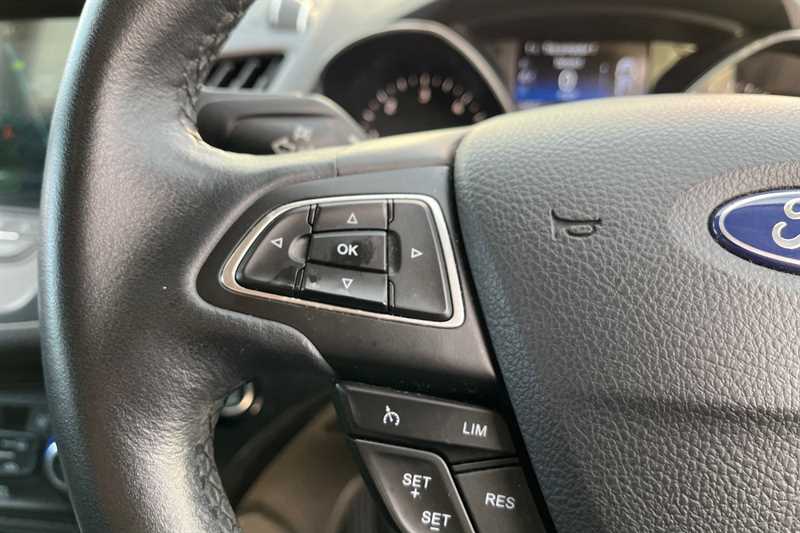 Used Ford Kuga 2017 for sale - 76857328: Photo 21