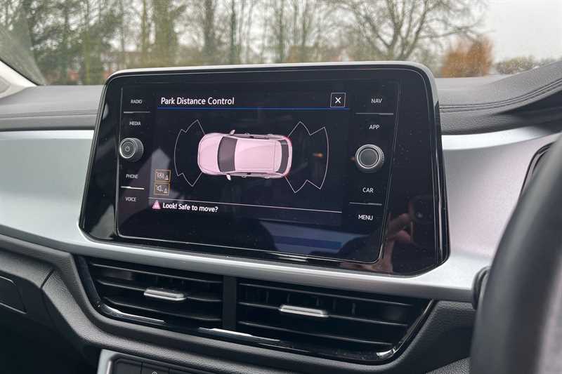 Used Volkswagen T-Roc 2023 for sale - 77844176: Photo 19