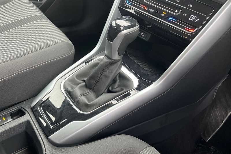 Used Volkswagen T-Roc 2023 for sale - 77844176: Photo 38