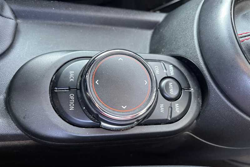 Used MINI Hatch 2018 for sale - 77929231: Photo 39