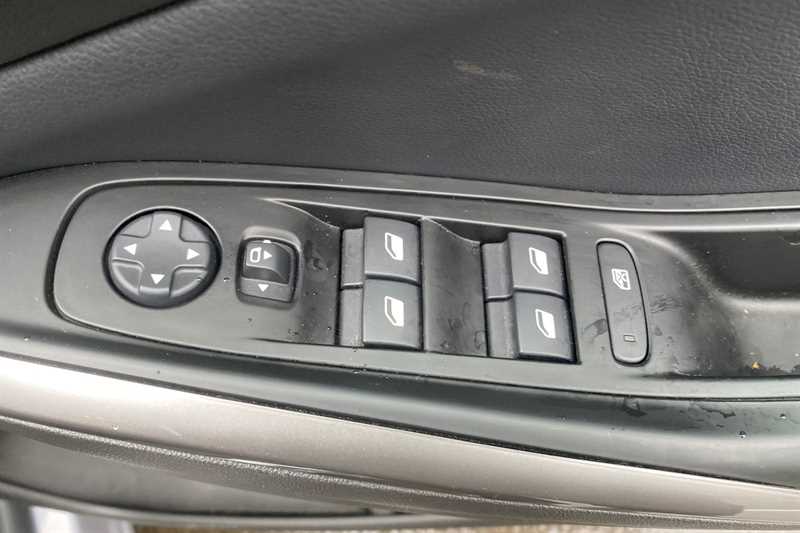 Used Vauxhall Grandland 2023 for sale - 77929205: Photo 16