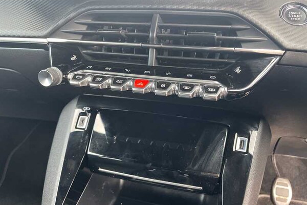 Used Peugeot 2008 2022 for sale - 76124954: Photo 15