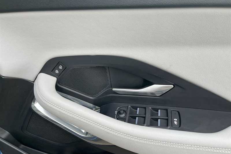 Used Jaguar E-Pace 2021 for sale - 77712018: Photo 27