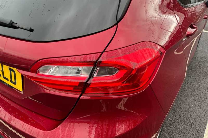 Used Ford Fiesta 2017 for sale - 76938679: Photo 32