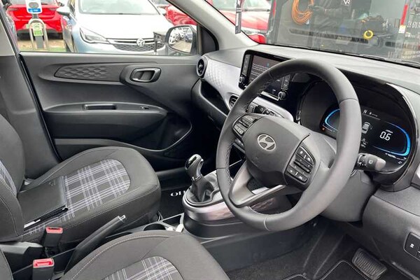 Used Hyundai i10 2025 for sale - 76176499: Photo 13