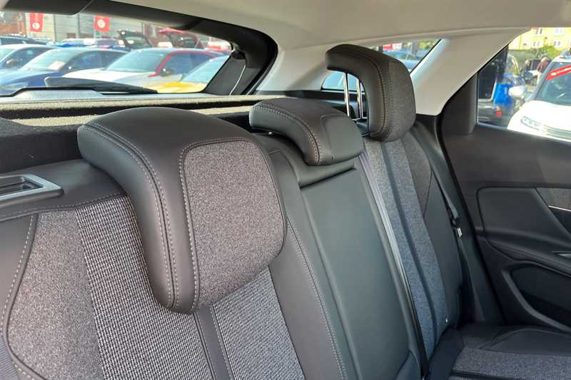 Used Peugeot 3008 2020 for sale - 77800997: Photo 24