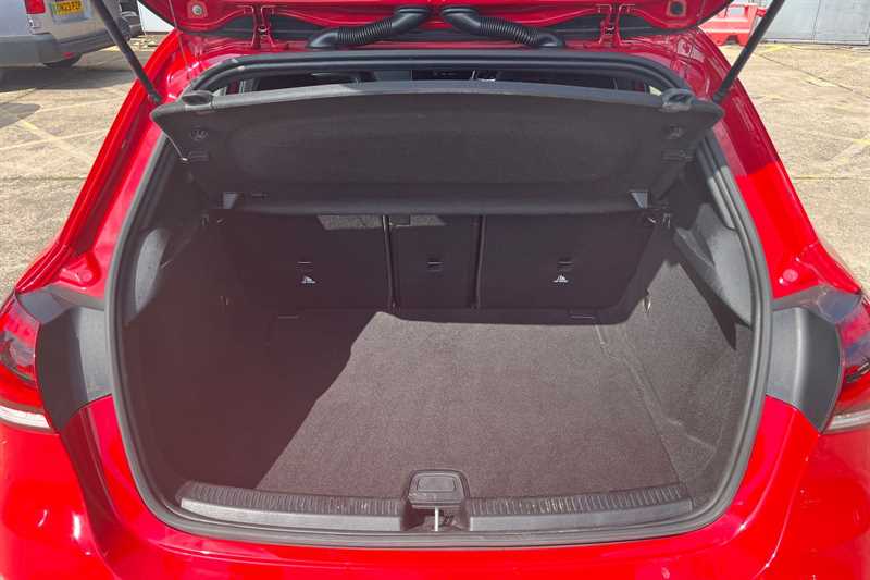 Used Mercedes-Benz A-Class 2018 for sale - 76525574: Photo 25