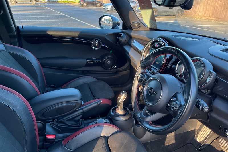 Used MINI Hatch 2018 for sale - 77317194: Photo 13