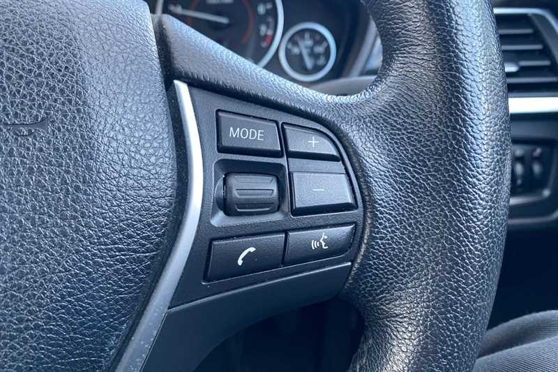 Used BMW 3 Series 2016 for sale - 77043268: Photo 22