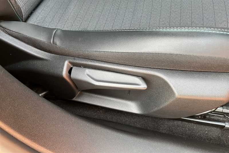 Used Peugeot 2008 2023 for sale - 77801386: Photo 26