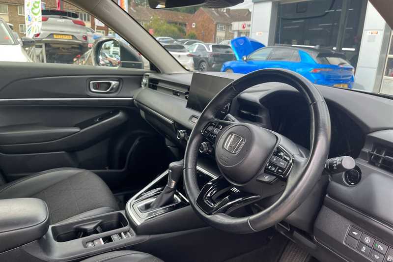 Used Honda HR-V for sale - 76463845: Photo 14