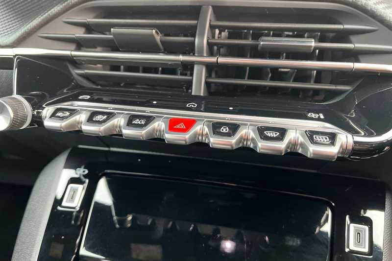 Used Peugeot 2008 2025 for sale - 77322055: Photo 15