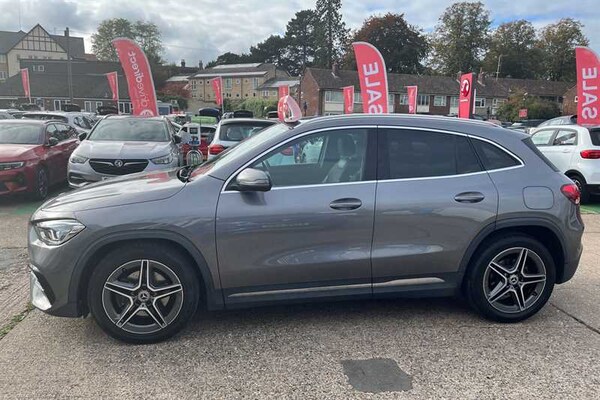 Used Mercedes-Benz GLA 2021 for sale - 76286535: Photo 2