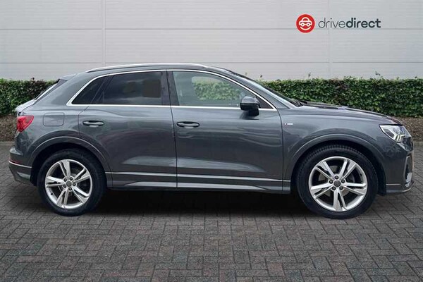 Used Audi Q3 2020 for sale - 75682873: Photo 2