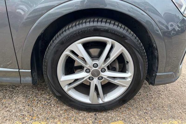 Used Audi Q3 2020 for sale - 75682873: Photo 9