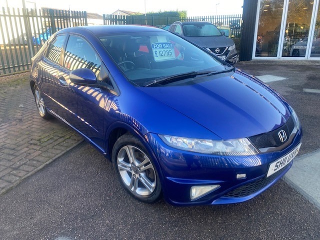 Used Honda Civic 2011 for sale - 76412543: Photo 2