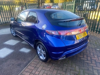 Used Honda Civic 2011 for sale - 76412543: Photo