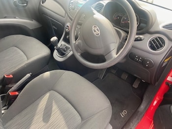 Used Hyundai i10 2012 for sale - 76341146: Photo 4