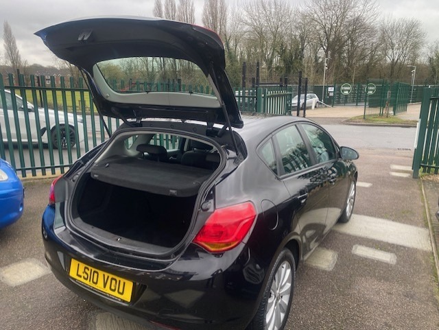 Used Vauxhall Astra 2010 for sale - 77149629: Photo 5