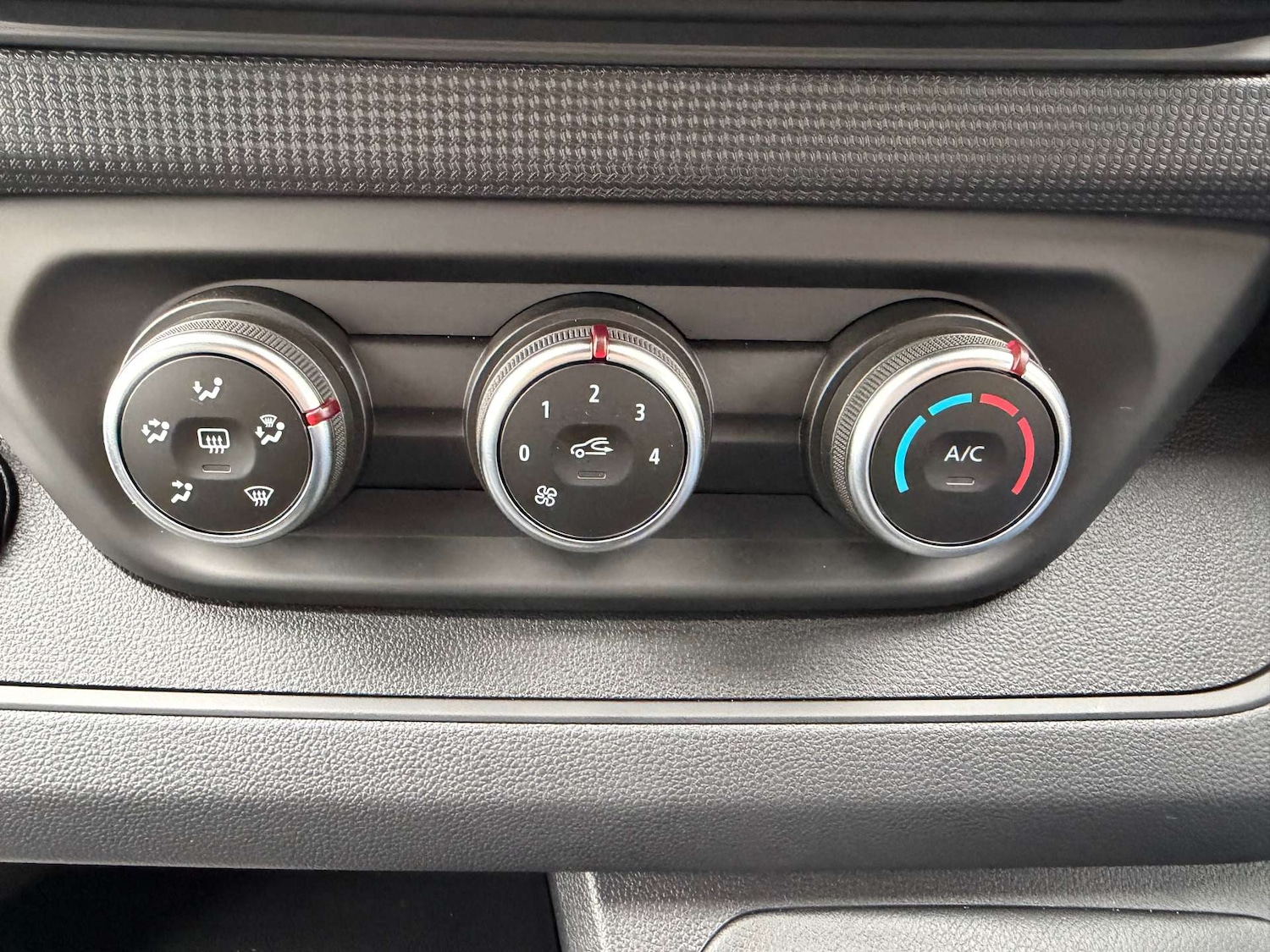 Used Renault Trafic 2025 for sale - 77888802: Photo 13