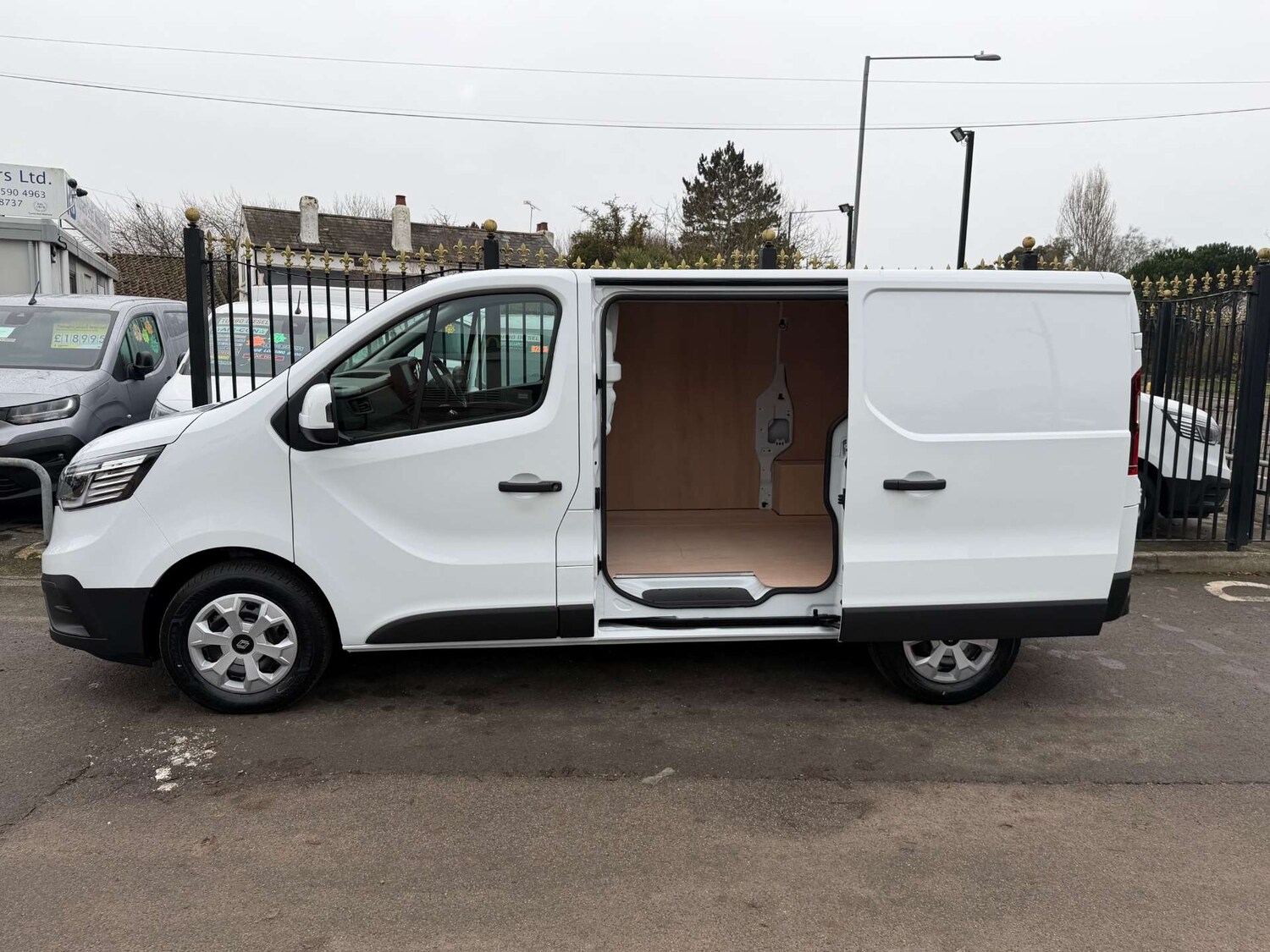 Used Renault Trafic 2025 for sale - 77888802: Photo 7