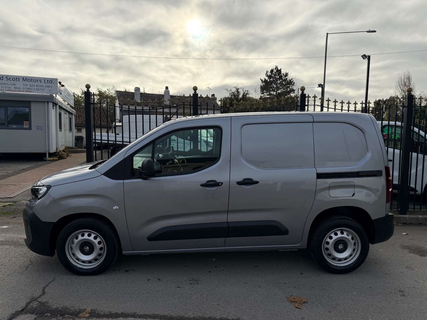 Used Vauxhall Combo 2024 for sale - 76629698: Photo 6