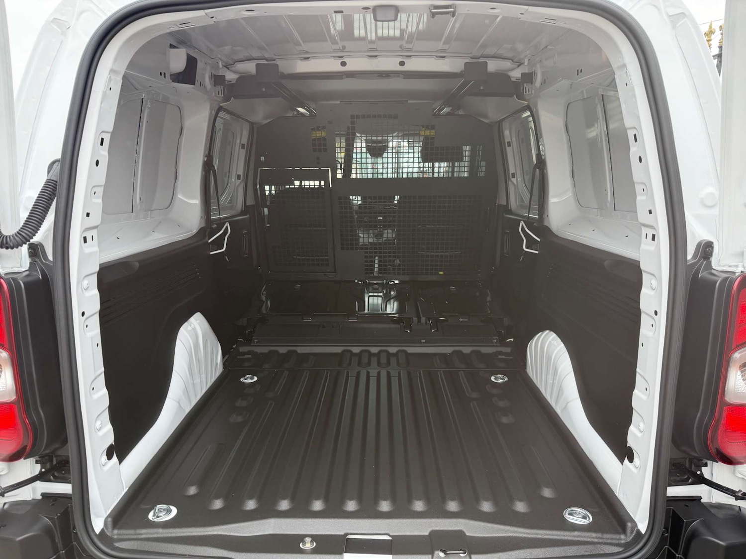 Used Vauxhall Combo 2026 for sale - 77903117: Photo 25