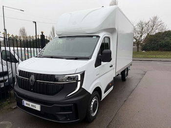 Renault Master feature image