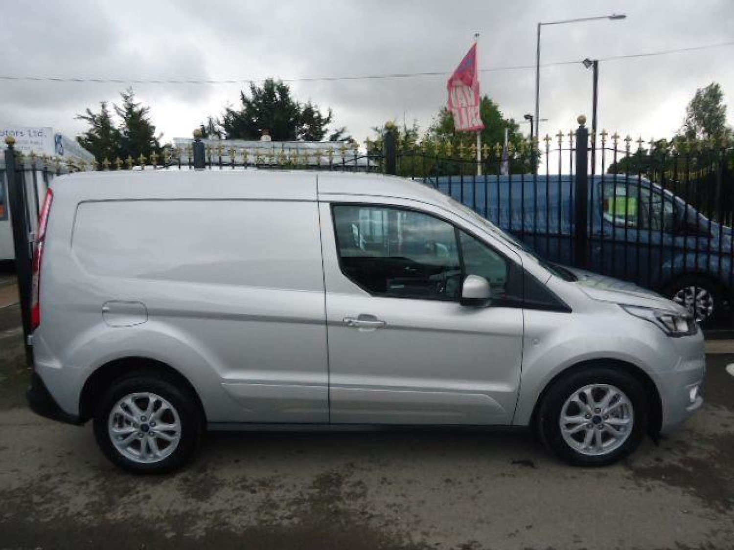 Used Ford Transit Connect 2023 for sale - 76363688: Photo 5