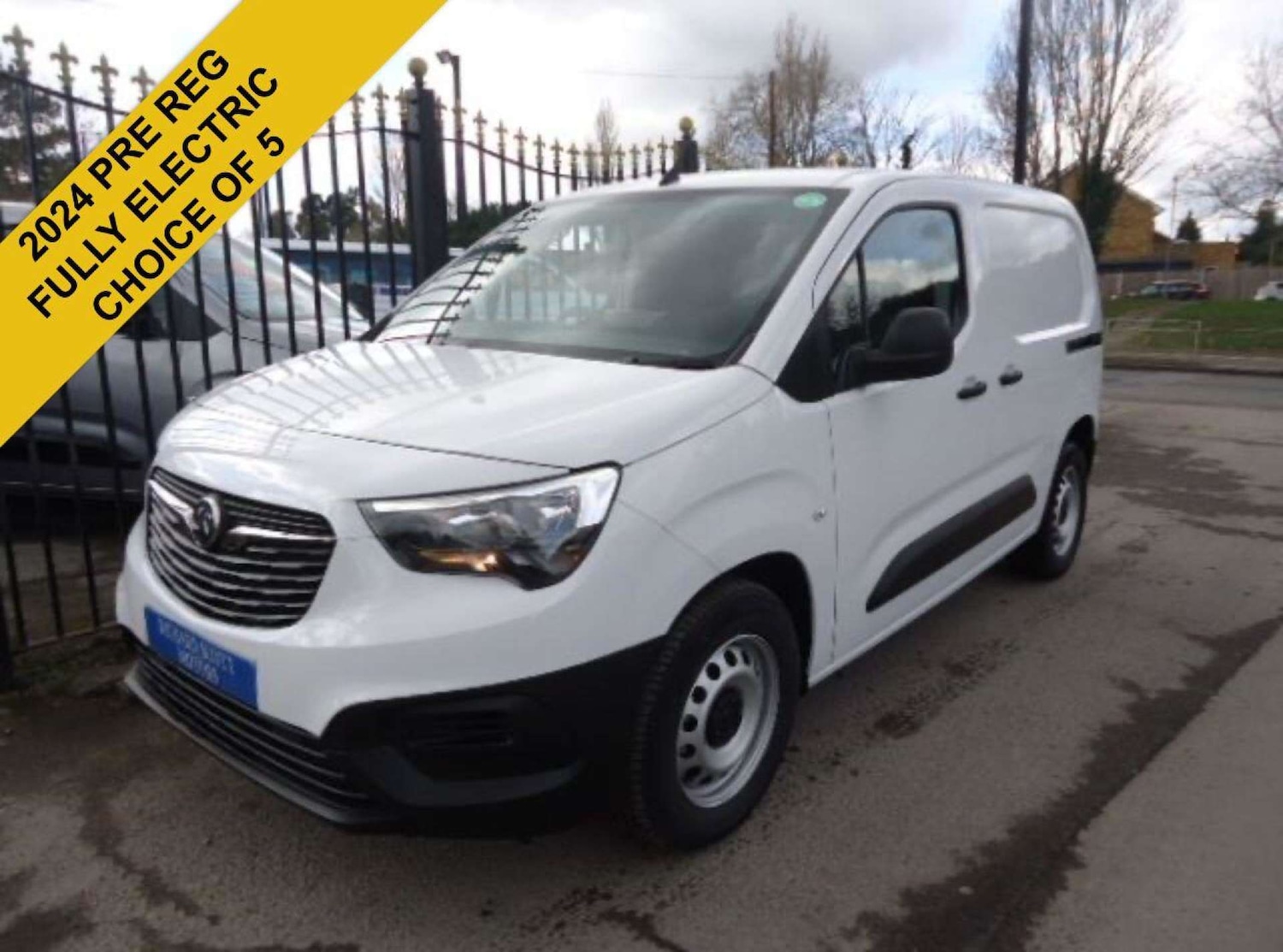 Used Vauxhall Combo 2024 for sale - 76363553: Photo 1